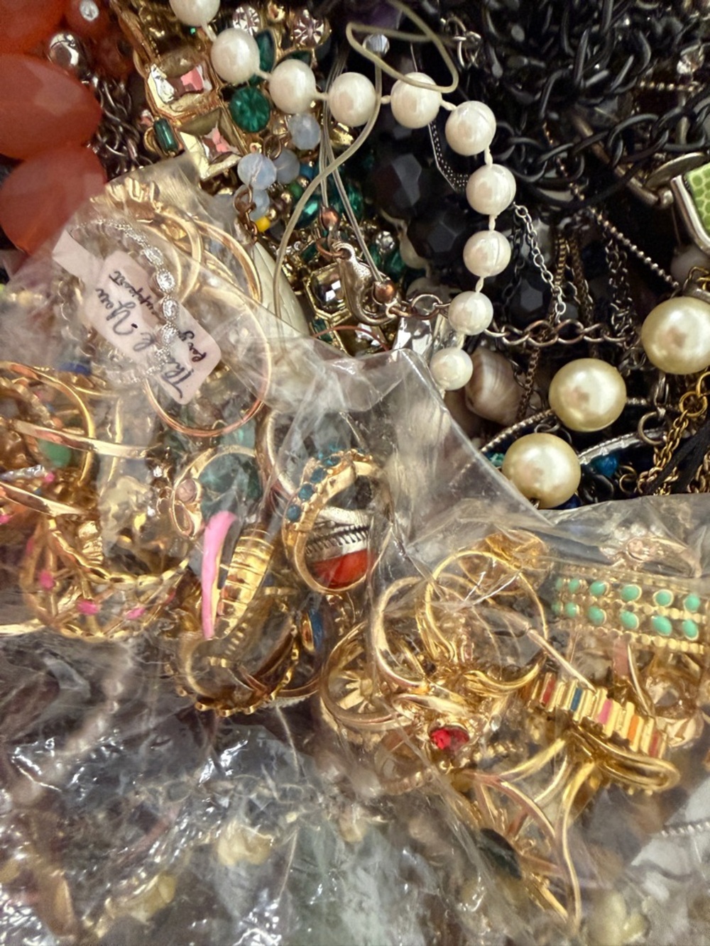 Five Lb Lot Of Jewelry, Necklaces, Bracelets, Rings Wearable Reseller Lot - Picture 5 of 9